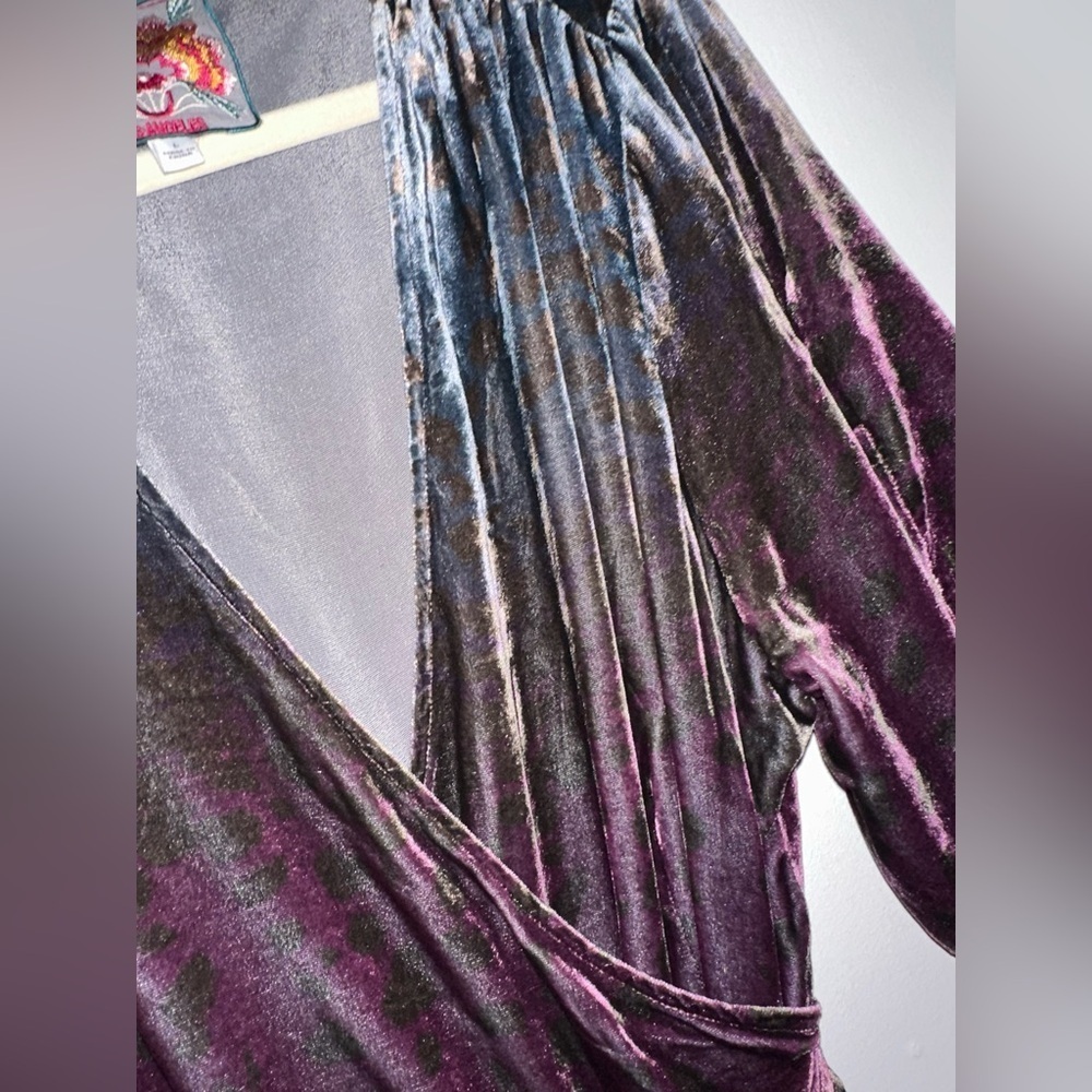 Johnny Was Ombré Cheetah Velvet Asymmetrical Wrap Blue and Brown Dress Large - Picture 4 of 6